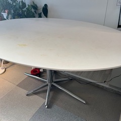 丸型テーブル