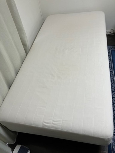 シングルベッド