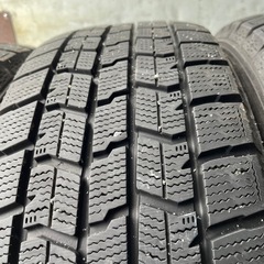 バリ山　GOODYEAR グッドイヤー　ICENAVI7 215/55R17 スタッドレタイヤ　2019年製　17インチ