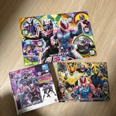 仮面ライダーリバイスパズル3点セット