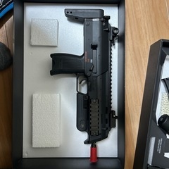 東京マルイMP7A1 カスタム品 バッテリー＋予備マガジン＋バッテリー