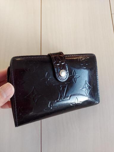 ルイヴィトン財布 ヴェルニ