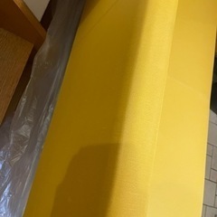 運びます　新品未使用ソファ　イエロー　布生地　金運上がるカラー