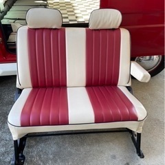 サンバー　三列目シート