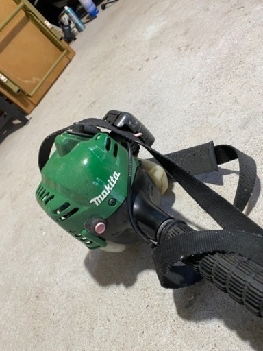 【対応中】マキタ　makita 草刈機　MEM2100U