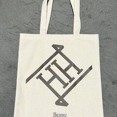 HERNO新品「大人のモノグラムトートBAG」