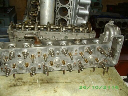 113SL-111SE各種ユーズドエンジン部品販売-ピストン。コンロツトセツト