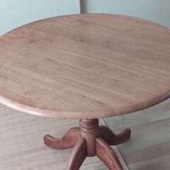 丸形カフェテーブル