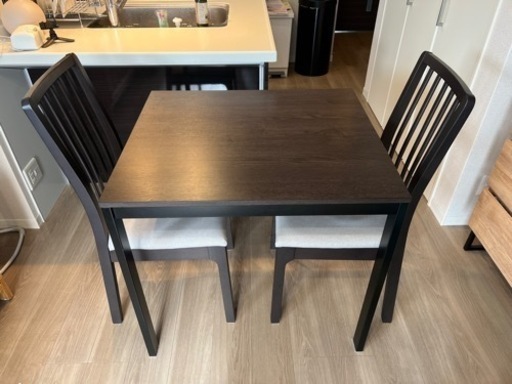 IKEA 伸縮ダイニングテーブルセット