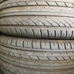 トヨタ純正17インチ 225-45/17 バリ山タイヤ