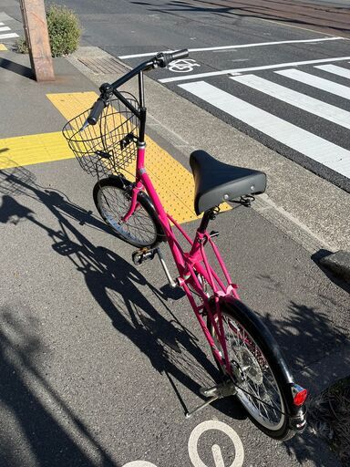 自転車 20インチ No.1204 ピンク カゴ付き 6段ギア付き ベル付き LEDライト