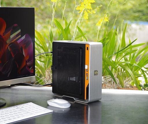 「小さい」ブックサイズＰＣ
