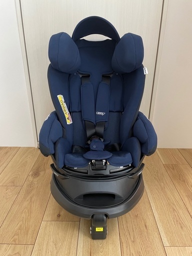 アップリカ　ディアターン プラス ISOFIX 回転式 チャイルドシート 紺 Aprica 新生児