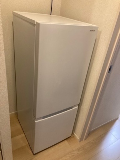 1年ほぼ未使用:HITACHI冷蔵庫（一人暮らし用）と週2使用洗濯機
