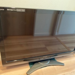 2010年製40型テレビ