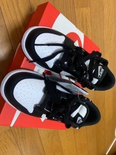 NIKE ダンクロー パンダ 21.5