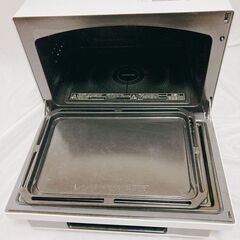 東芝 過熱水蒸気オーブンレンジ 30L 石窯ドーム 300℃ 2段調理 ER-SD3000(W) グランホワイト フラットテーブル