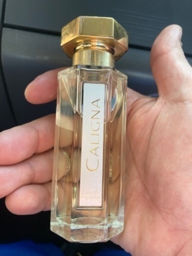 カリーニャ　オードパルファン　50ml 香水
