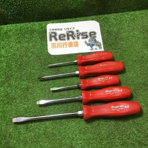 snap-on プラス・マイナスドライバー5本セット(マイナス3本/プラス2本)【市川行徳店】【店頭取引限定】【中古】管理番号：ITFPFTY971BO