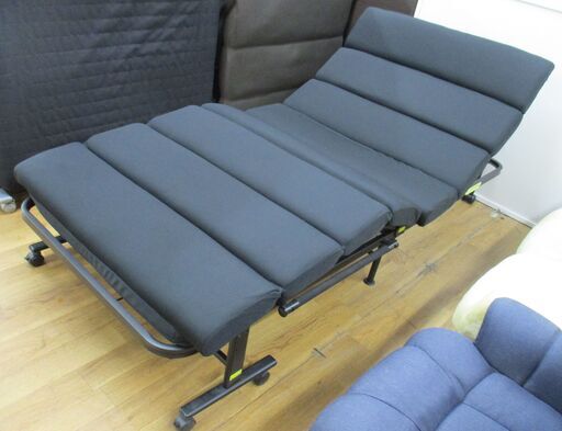 R069 折り畳みベッド、シングルサイズ、93cm X 200cm X 40cm Used・美品