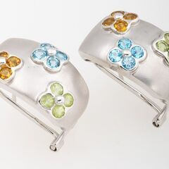 750WG マルチカラー ピアス 品番p22-158 750WG マルチカラー ピアス 品番p22-158