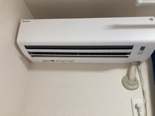 【※譲り先決まりました】ルームエアコン 21年製 ダイキン DAIKIN  6畳用　取り外し出来る方