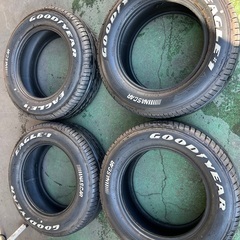 タイヤ4本売ります。　215/65R16 109/107
