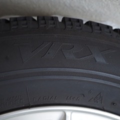 スタッドレスタイヤ　ブリヂストン　ブリザック　VRX　215/60R16