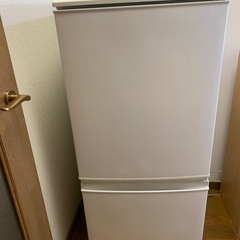 冷蔵庫　2016年製　シャープ　137L
