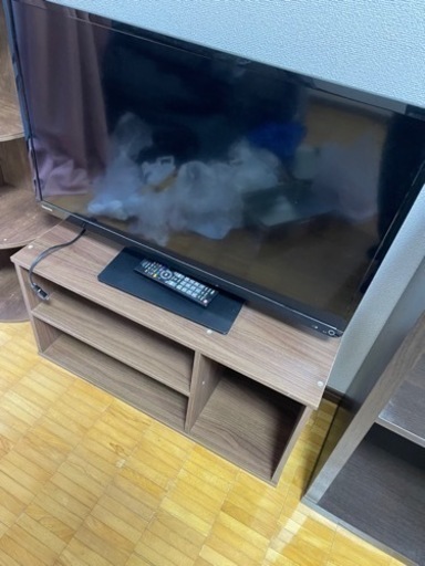 テレビ　台