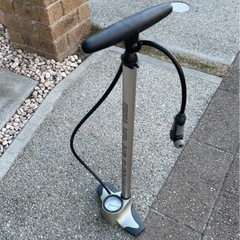 LOUIS GARNEAU クロスバイク　ホワイト