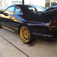 スカイライン　r33 gtr vスペック