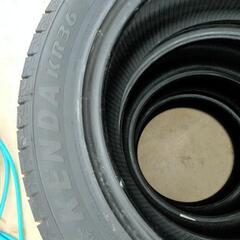 スタッドレスタイヤ　225/55R17 4本　新品同様　