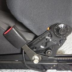 現在取り引き中』レカロシート スバル車用シートレール付き