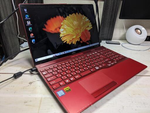 美品！第8世代core i7ノートパソコン