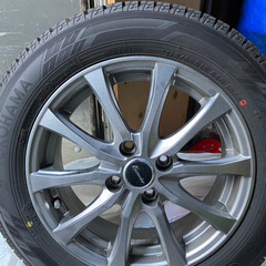 【お話し中】ホイール付きスタッドレスタイヤ