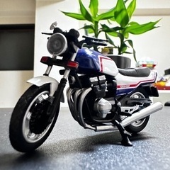 超希少！バイクメモリアルCBX400F GS400E