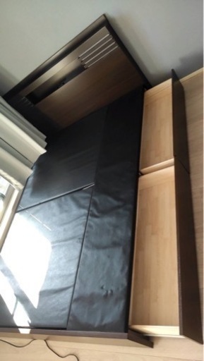 受付終了しました ダブルベッド 引き出し付き コンセント&ライト付き