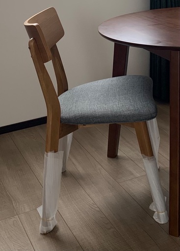 ◇新品未使用◇関家具ピンゴダイニングチェア幅46cm×奥行50cm×高さ80cm