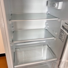 今年購入した新品冷蔵庫⭐️ハイセンス 【右開き】124L 2ドアノンフロン冷蔵庫 e angle select HRB12E3W