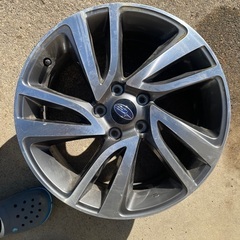 レヴォーグ　純正ホイール