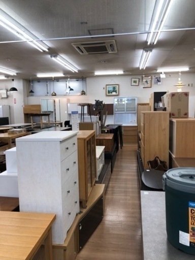 取引中】ニトリ ダイニングテーブルルフィン※引き取りのみ (林大希 