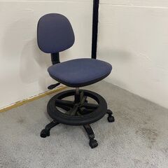  P0674 作業椅子　椅子　チェア