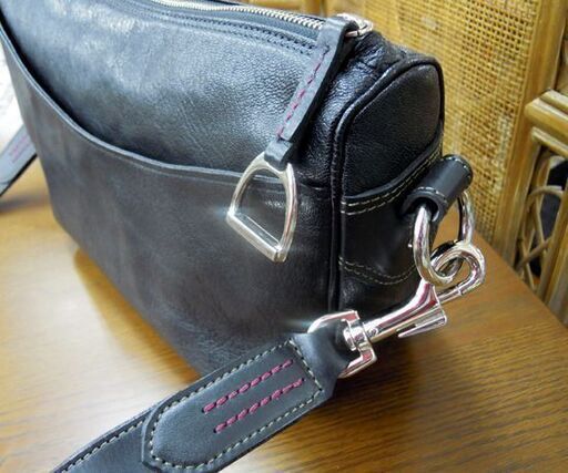 SOMES SADDLE ショルダーバッグ 本革 黒色系ワンショルダー 
