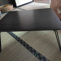 折りたたみテーブル　40×60位