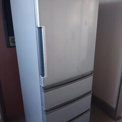 AQUA　4ドア冷蔵庫　綺麗です