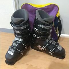 SALOMON スキーブーツ 27-27.5 黒 ボード 雪山 靴