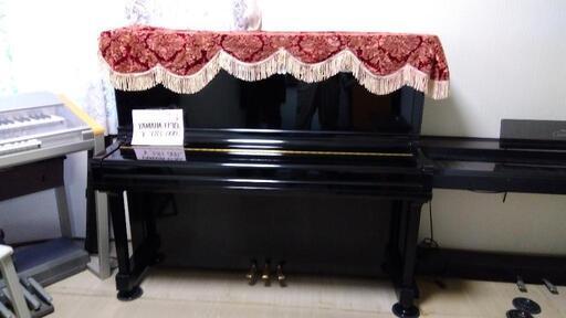 YAMAHA アップライトピアノ U３０ＢＬ