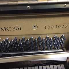 ★★★ 中古 アップライトピアノ YAMAHA  ヤマハ MC301 3本ペダル 調律済み  試弾歓迎 配達対応  ★★★  