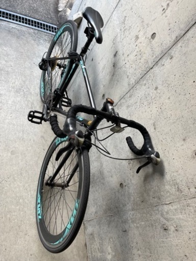 決 ロードバイク ネクスタイル ZNX-7014 ブラック 車庫保管